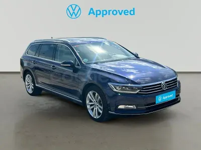 Usado VW Passat Sportline 150 CV (110 kW) 2019 Azul Familiar