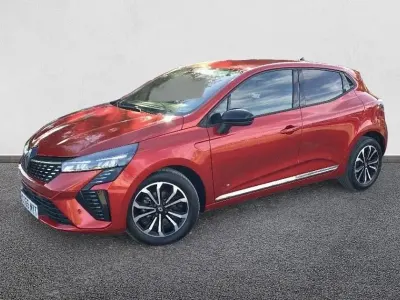 Usado Renault Clio Techno 100 CV (73 kW) 2025 Utilitario