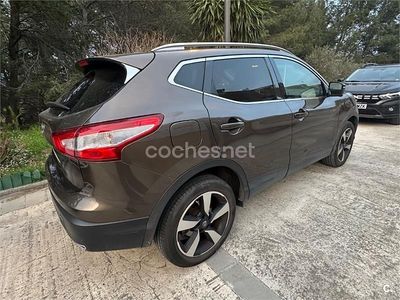 Usado Nissan Qashqai N-Connecta 163 CV (119 kW) 2016 Marrón SUV