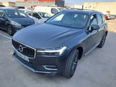 Usado Volvo XC60 Inscription 197 CV (144 kW) 2021 Gris SUV