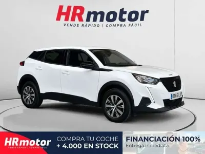 Usado Peugeot 2008 Active 110 CV (80 kW) 2022 Blanco SUV