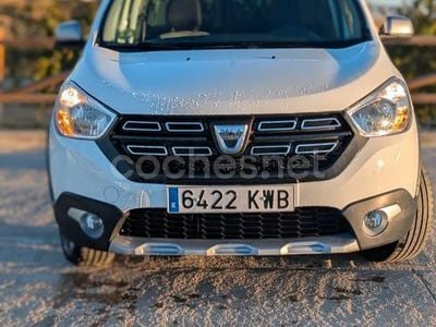 Blanco Usado 2018 Dacia Dokker Stepway Monovolumen | 12.990 € (Caro)