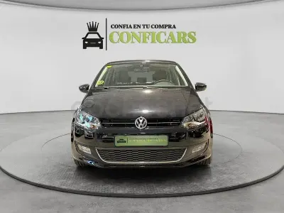Usado VW Polo Advance 75 CV (55 kW) 2011 Negro Utilitario