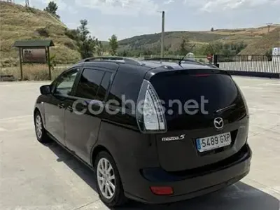 Usado Mazda 5 Style 110 CV (80 kW) 2010 Negro Monovolumen