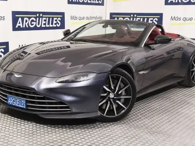 Usado Aston Martin V8 Vantage 665 CV (489 kW) 2022 Gris Descapotable