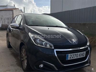 Negro Usado 2018 Peugeot 208 Signature Sky Utilitario | 6200 € (Buen precio)