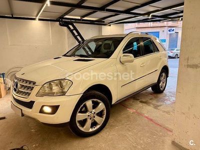 Blanco Usado 2009 Mercedes ML320 SUV | 15.000 € (Caro)