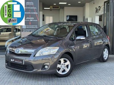 Toyota Auris Hybrid