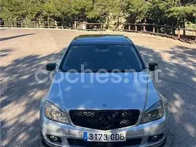 Usado Mercedes C280 231 CV (169 kW) 2008 Gris / plata Berlina