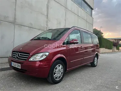 Usado Mercedes Viano 150 CV (110 kW) 2005 Granate Monovolumen