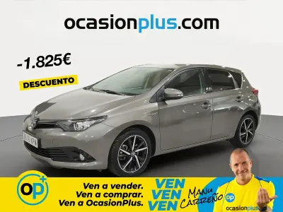 Usado Toyota Auris Hybrid Edition 136 CV (100 kW) 2018 Gris Berlina
