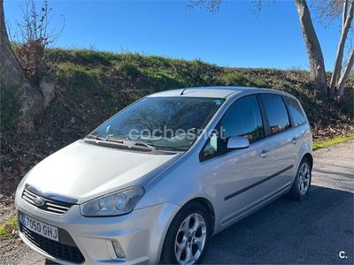 Usado Ford C-MAX Ghia 115 CV (84 kW) 2008 Gris / plata Monovolumen