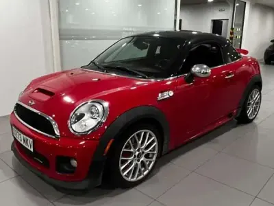 Usado Mini John Cooper Works Coupé 211 CV (155 kW) 2013 Rojo Coupe