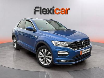 Usado VW T-Roc Advance 116 CV (85 kW) 2022 Azul SUV