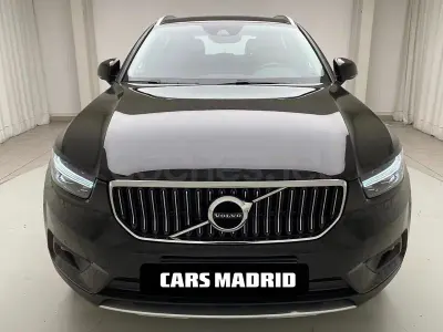 Begagnad Volvo XC40 Plus 211 HK (155 kW) 2022 Svart SUV