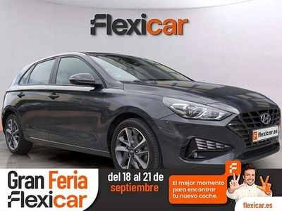 Usado Hyundai i30 110 CV (80 kW) 2021 Gris Utilitario