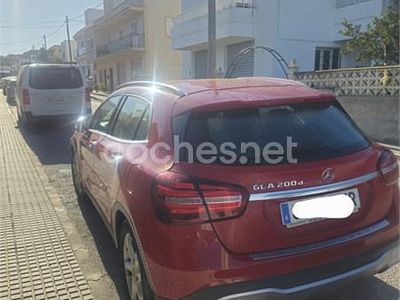 Usado Mercedes GLA200 136 CV (100 kW) 2019 Rojo SUV