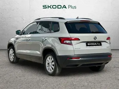 Usado Skoda Karoq Ambition 116 CV (85 kW) 2018 Gris SUV
