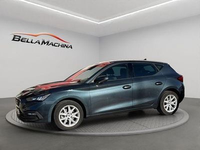 Usado Seat Leon Style 115 CV (84 kW) 2021 Gris Familiar