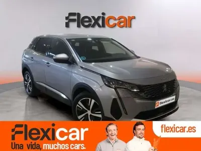 Usado Peugeot 3008 Allure 131 CV (96 kW) 2021 Gris SUV
