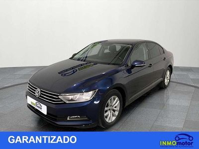 Azul Usado 2017 VW Passat Advance Familiar | 15.995 € (Un poco caro)