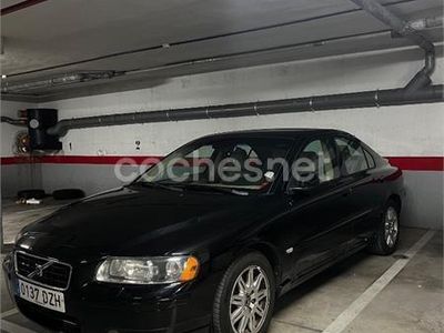 Negro Usado 2004 Volvo S60 Berlina | 5500 € (Caro)