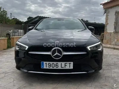 Usado Mercedes CLA220 Shooting Brake 190 CV (139 kW) 2020 Negro Familiar