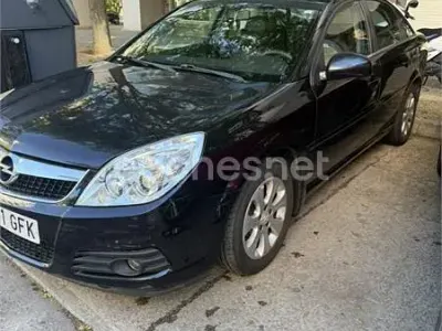Usado Opel Vectra Elegance 120 CV (88 kW) 2008 Negro Berlina