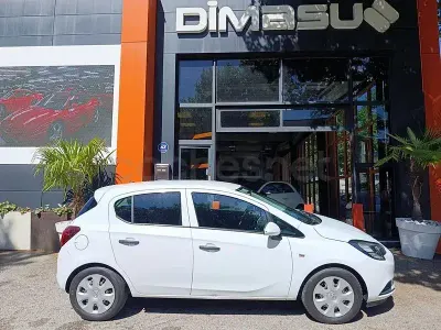 Usado Opel Corsa Business 75 CV (55 kW) 2016 Blanco Utilitario