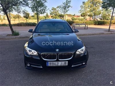 Usado BMW 520 Comfort Edition 190 CV (139 kW) 2015 Negro Familiar