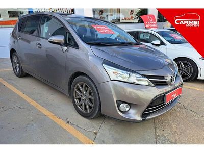 Usado Toyota Verso Advance 112 CV (82 kW) 2014 Gris Monovolumen