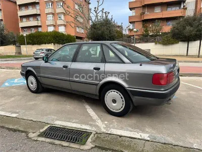 Usado Audi 80 133 CV (97 kW) 1992 Gris / plata Berlina