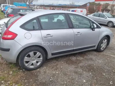 Usado Citroën C4 90 CV (66 kW) 2007 Gris / plata Berlina