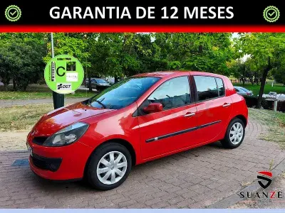 Usado Renault Clio II Dynamique 100 CV (73 kW) 2007 Rojo Berlina