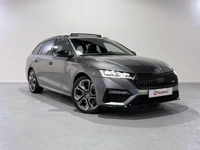 Usado Skoda Octavia RS 245 CV (180 kW) 2022 Gris / plata Familiar