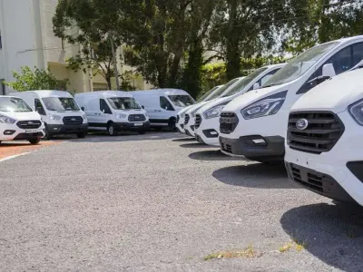 Usado Ford Transit Trend 131 CV (96 kW) 2023 Blanco Van