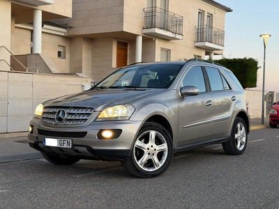 Usado Mercedes ML320 AMG Edition 1 224 CV (164 kW) 2008 Beige SUV