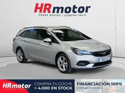 Usado Opel Astra Business Elegance 145 CV (106 kW) 2020 Gris Familiar