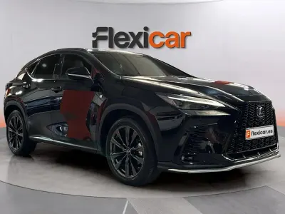 Usado Lexus NX350h Sport Line 242 CV (177 kW) 2022 Negro