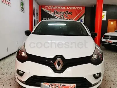 Usado Renault Clio IV Business 76 CV (55 kW) 2019 Blanco Berlina