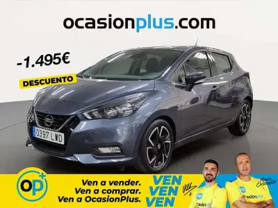 Usado Nissan Micra Acenta 92 CV (67 kW) 2022 Gris Utilitario