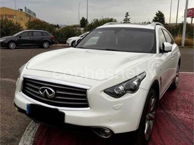Infiniti QX70
