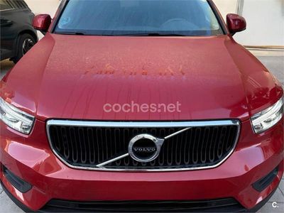 Rojo Usado 2020 Volvo XC40 Business Edition SUV | 27.400 € (Un poco caro)