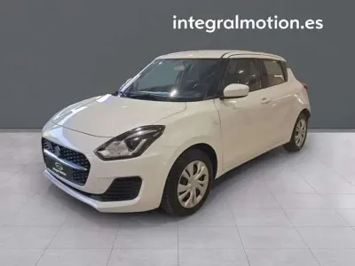 Usado Suzuki Swift GLX 90 CV (66 kW) 2021 Blanco Utilitario