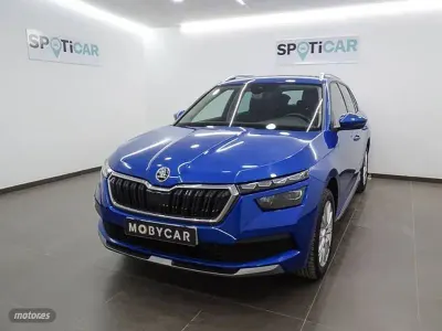 Usado Skoda Kamiq Style 150 CV (110 kW) 2022 Azul SUV