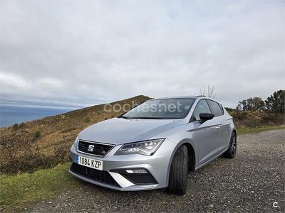 Usado Seat Leon FR 150 CV (110 kW) 2019 Gris / plata Berlina