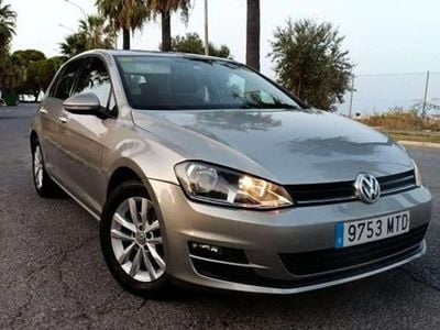 Usado VW Golf VII Comfortline 110 CV (80 kW) 2016 Plateado Utilitario