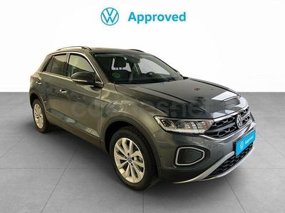 Usado VW T-Roc Life 115 CV (84 kW) 2025 Gris / plata SUV