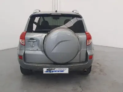 Usado Toyota RAV4 Premium 177 CV (130 kW) 2007 Gris / plata SUV