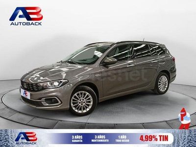 Usado Fiat Tipo Life 95 CV (69 kW) 2022 Gris / plata Familiar